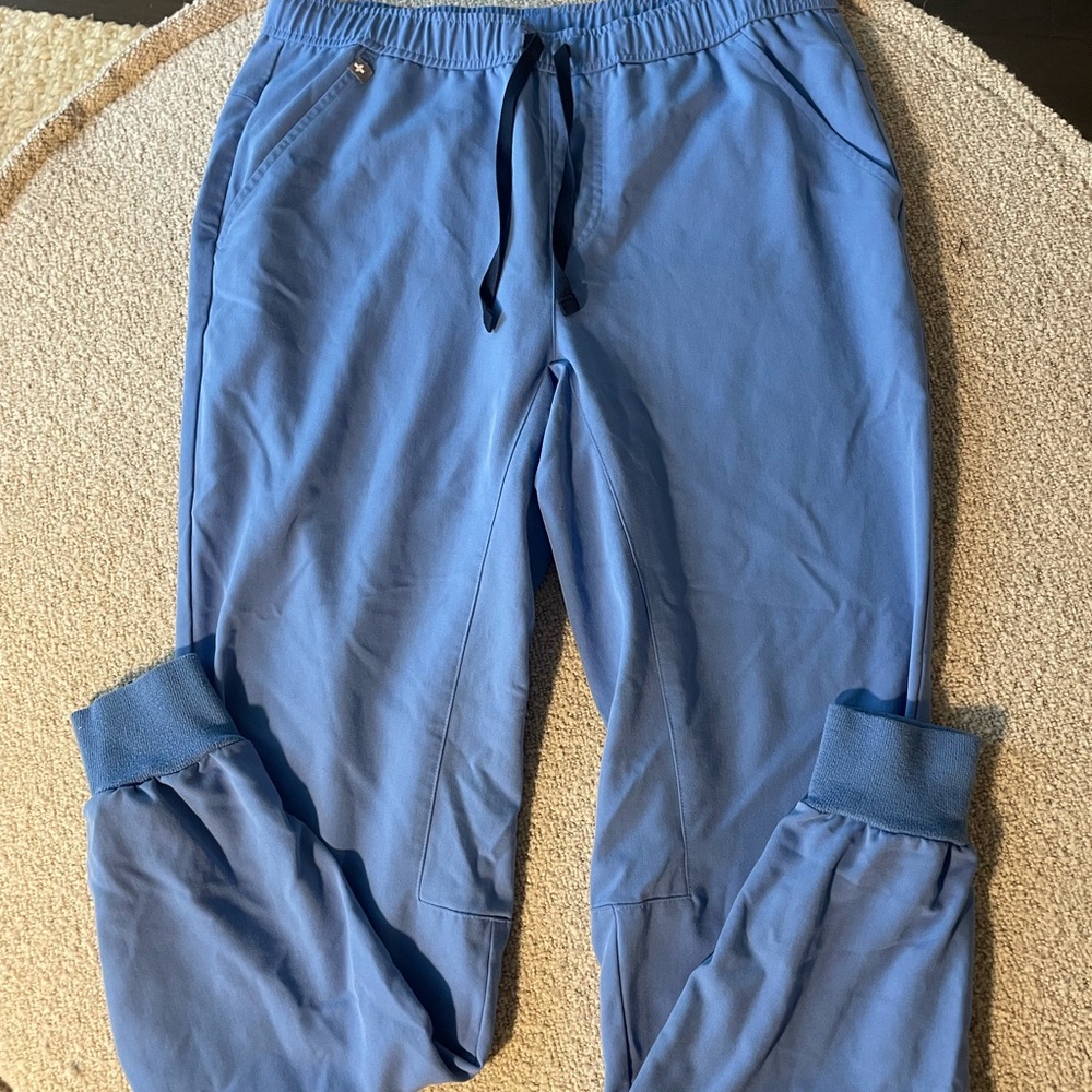 FIGS Technical Collection Mens M Ciel Blue Jogger Scrub Pants Style MXXSW2004